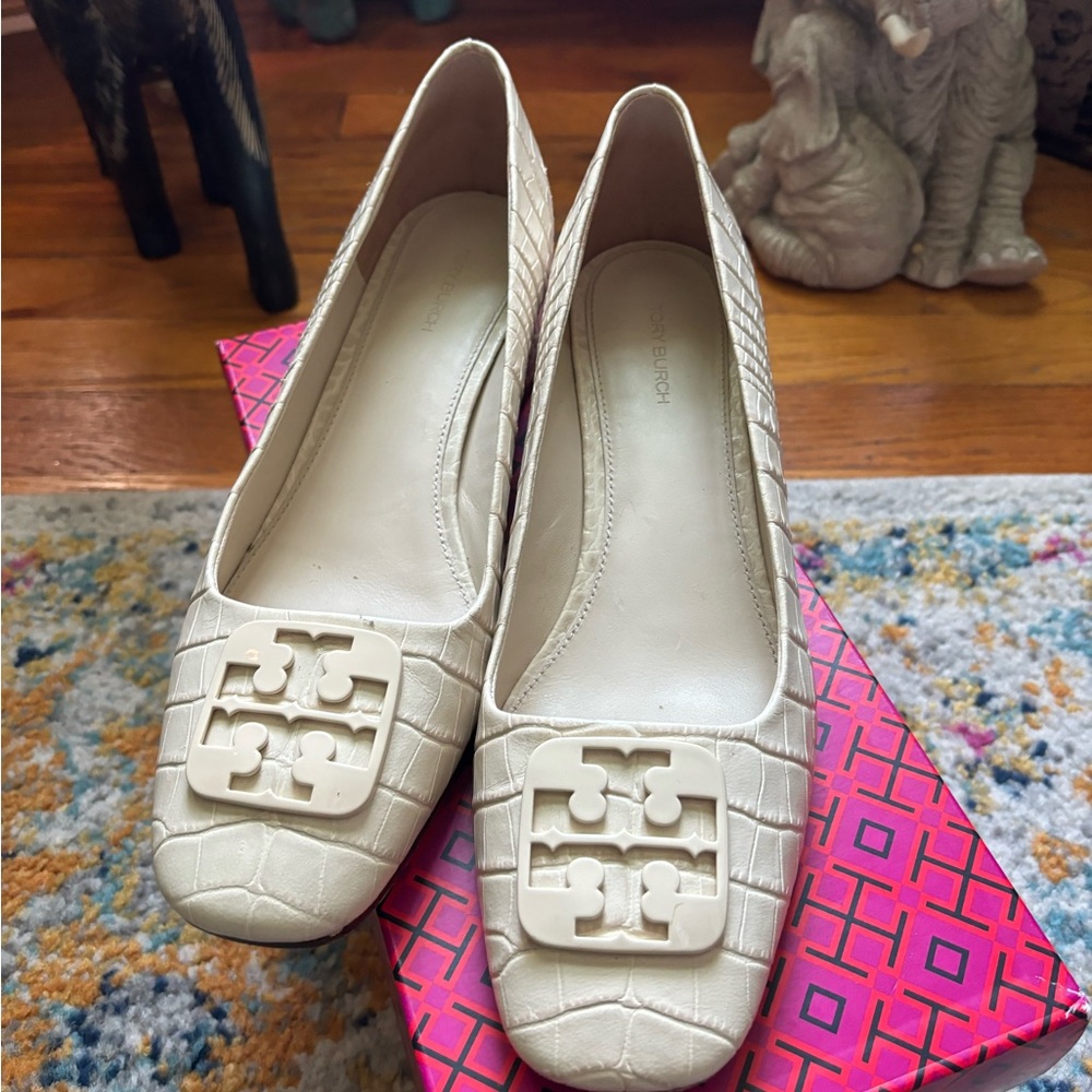 Tory Burch New Cream pump